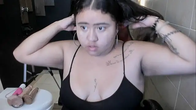 Danna Keys online show from July 14, 2026, 11:33 pm
