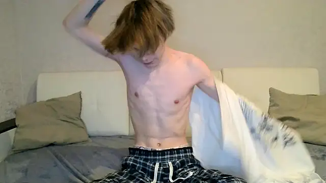 xWannalove online show from November 27, 2025, 7:47 pm