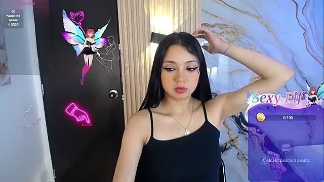  ArianaToro online show from December 16, 2025, 1:48 pm