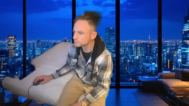 famous1tad online show from December 23, 2025, 8:35 am