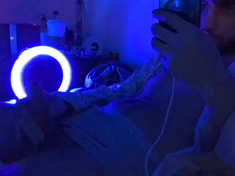 Karrrpeleeee online show from February 4, 2026, 7:09 pm