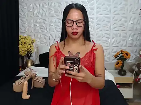 TransGoddessSofia online show from December 15, 2025, 9:48 am