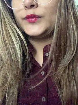 hotladki5 online show from December 20, 2025, 7:00 am