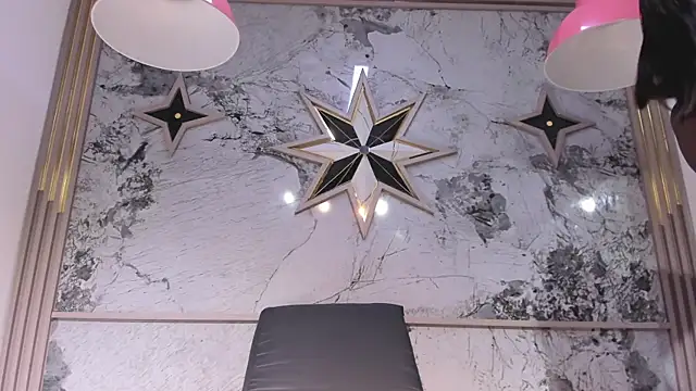 ZoeCollin online show from February 14, 2026, 5:57 pm