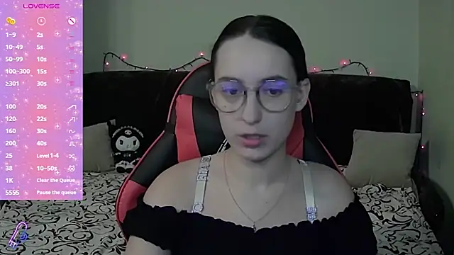 Star Kate online show from December 19, 2025, 7:38 pm