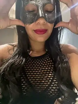 LunnaMaska online show from January 10, 2026, 1:34 am