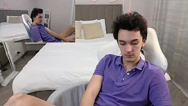 MoonlinSkinn online show from February 7, 2026, 1:02 am