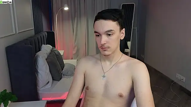 MoonlinSkinn online show from March 14, 2026, 1:00 am