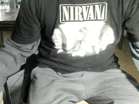 OreCam online show from April 26, 2026, 7:33 pm