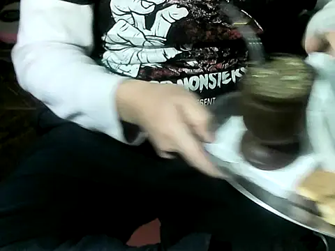 Snapshot of OreCam chatting on June 7, 2026, 12:49 am OreCam online show from June 7, 2026, 12:49 am