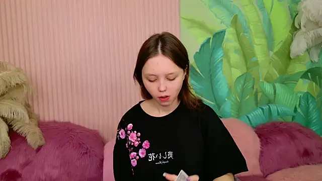 Samantha Martines online show from March 24, 2026, 8:42 pm