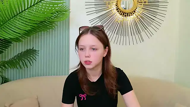 Samantha Martines online show from March 6, 2026, 10:32 am