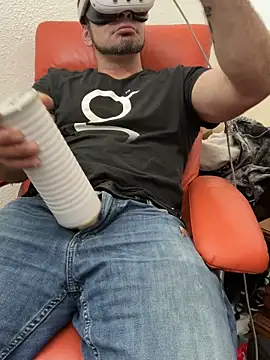 2addictivelyhorny online show from February 20, 2026, 6:59 am