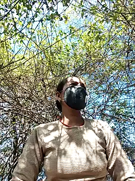 Punam panjabi online show from December 20, 2025, 6:27 am