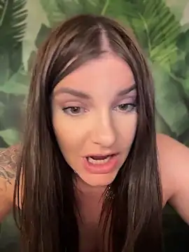 JessicaFlame online show from May 3, 2026, 9:40 pm