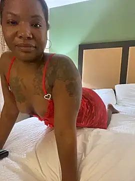 Snapshot of tonyatranise chatting on April 8, 2026, 6:15 am tonyatranise online show from April 8, 2026, 6:15 am