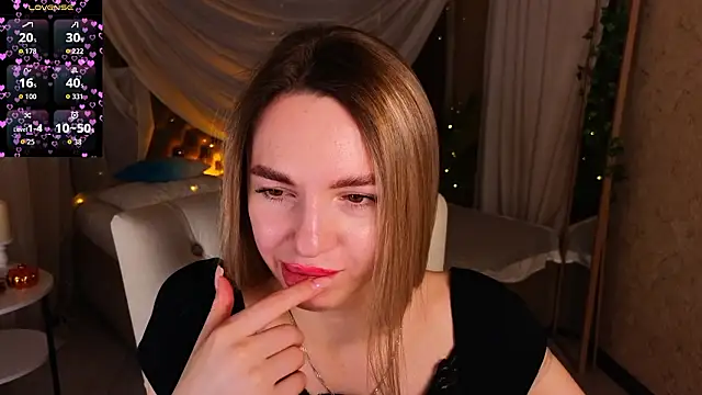 molly crystal online show from February 3, 2026, 2:53 am