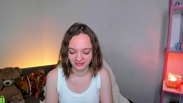 Olivia Riesz online show from December 18, 2025, 1:22 am