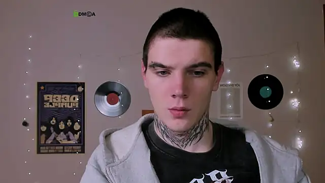 drew soft  online show from December 22, 2025, 7:47 pm