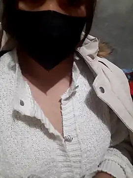 mai-mai-97 online show from December 3, 2025, 3:00 pm