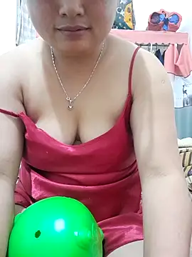 mai-mai-97 online show from May 1, 2026, 4:39 am