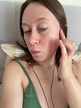 Brooke lover online show from May 8, 2026, 5:44 am