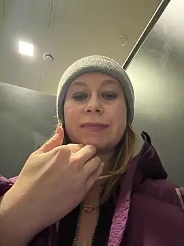 Brooke lover online show from February 27, 2026, 7:08 am