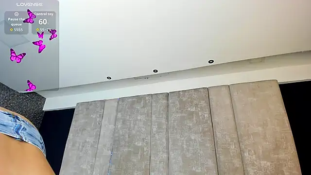 Snapshot of MelissaGill_ chatting on January 6, 2026, 11:47 am MelissaGill online show from January 6, 2026, 11:47 am