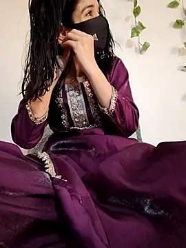 Sexolinaa online show from May 2, 2026, 3:01 am