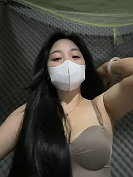 lana-kan online show from July 8, 2026, 2:29 pm