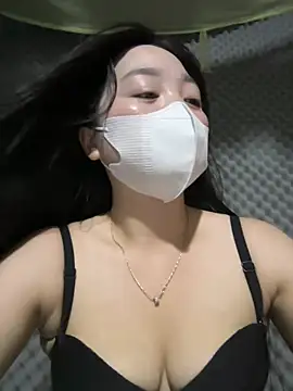 lana-kan online show from July 12, 2026, 2:07 pm