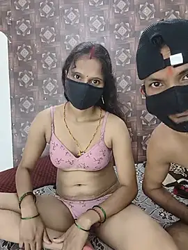 Sexy komal02 online show from July 27, 2026, 1:40 pm
