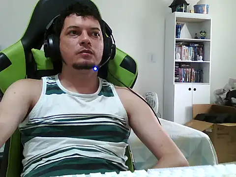 Fussador online show from November 24, 2025, 5:35 pm