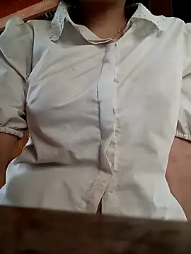 NariShow online show from April 3, 2026, 8:21 am