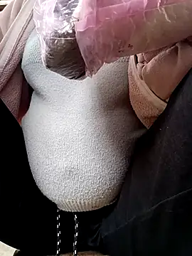 NariShow online show from January 11, 2026, 8:54 am