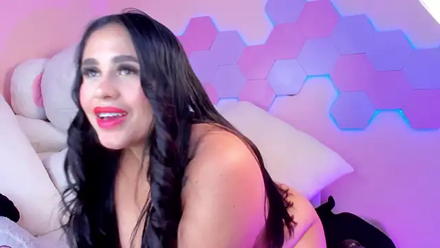 Julietaa 1 online show from May 20, 2026, 3:47 am
