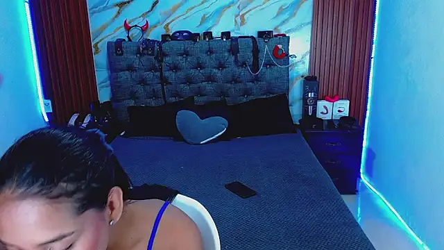 Meryandcris online show from March 14, 2026, 2:39 am