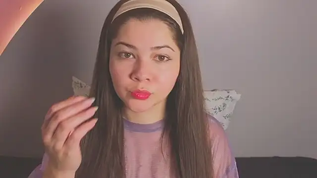 amyvans  online show from March 17, 2026, 8:56 pm