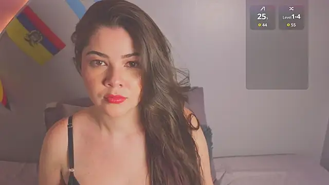 amyvans  online show from June 18, 2026, 8:47 pm