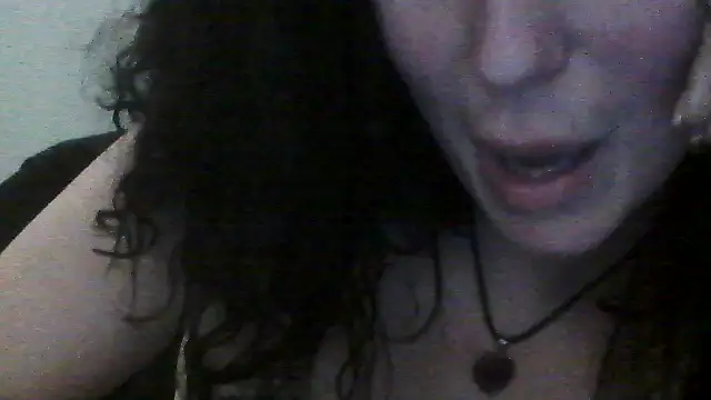 Snapshot of _pig_eyes_ chatting on January 11, 2026, 9:22 pm pig eyes online show from January 11, 2026, 9:22 pm