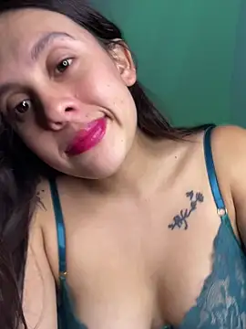 Samantafoxx  online show from May 14, 2026, 1:02 am