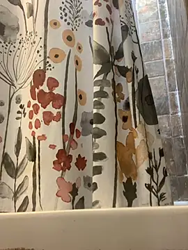 xxxenzo1 online show from February 2, 2025, 11:53 pm