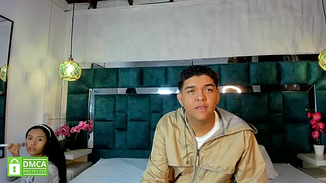  bonnyandclyde online show from January 15, 2026, 12:30 pm