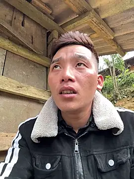 sanu551 online show from December 20, 2025, 4:15 am