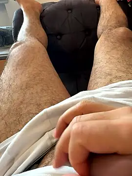 Laufla online show from January 8, 2026, 12:44 pm