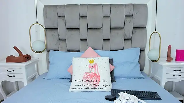 Snapshot of gaby_smit__ chatting on March 10, 2026, 11:47 am gaby smit online show from March 10, 2026, 11:47 am