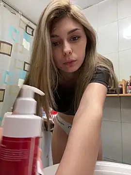 BaldPussyPrincess online show from February 16, 2026, 1:10 pm