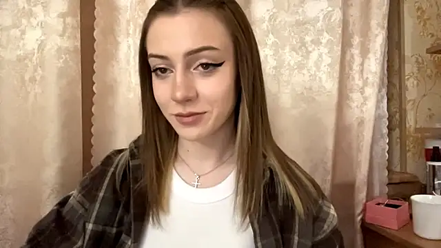 SoonMoilanen online show from November 30, 2025, 7:47 pm