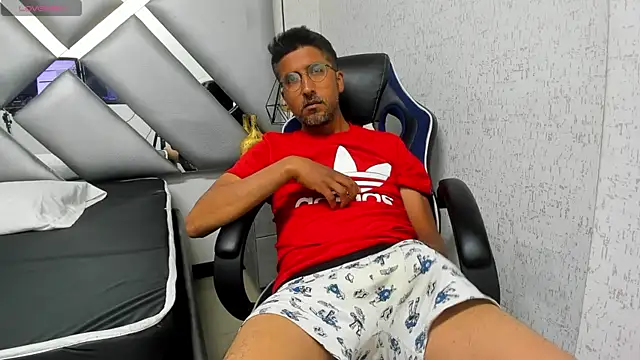 DANIDICK VC online show from December 5, 2025, 12:15 pm