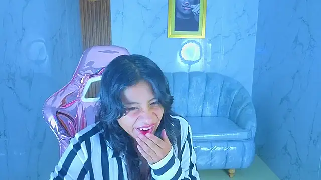 serabella s online show from February 4, 2026, 12:33 pm